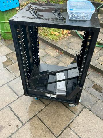 Innox INA SR16 Universeel Rack 16U met Wielen beschikbaar voor biedingen