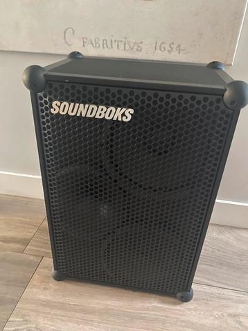 Soundboks generatie 3 partyspeaker met 2 accu’s beschikbaar voor biedingen