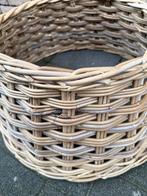 Kerstboomstandaard en rieten kerstboomhuls, Ophalen, Zo goed als nieuw