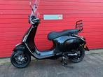 Super nette Piaggio vespa primavera met slecht 7007 km 45 km, Fietsen en Brommers, Scooters | Piaggio, Ophalen, Overige modellen