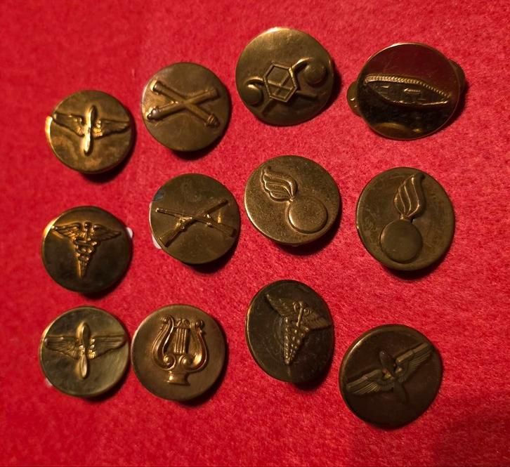 US WWII Enlisted Men's Collar Disks, Infantry, Armored etc., Verzamelen, Militaria | Tweede Wereldoorlog, Embleem of Badge, Amerika
