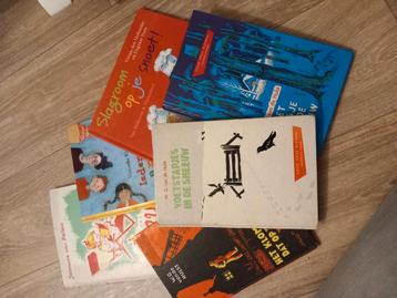 Boekenpakket kinderen waaronder wg van de hulst  beschikbaar voor biedingen