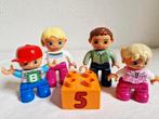 Duplo poppetjes 8 verschillende gezinnen vader moeder kind, Ophalen of Verzenden, Gebruikt, Duplo