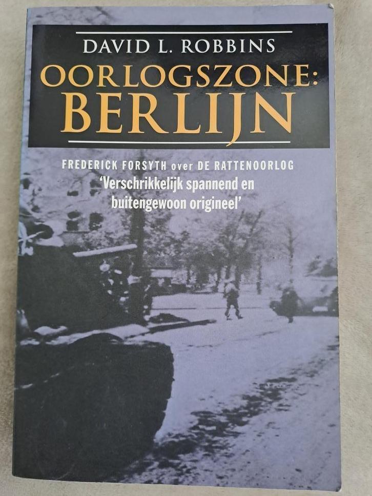 Oorlogszone: Berlijn - David L Robbins, Boeken, Oorlog en Militair, Zo goed als nieuw, Landmacht, Tweede Wereldoorlog, Ophalen of Verzenden