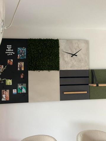 Dock Four wandpanelen  beschikbaar voor biedingen