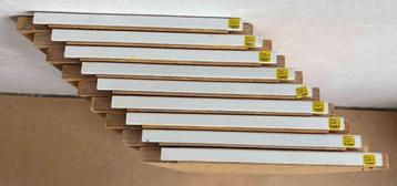 Lundia 9 planken 30 x 80 cm beschikbaar voor biedingen