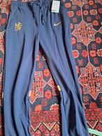 L   fraaie, original CHELSEA  traini gsbroek  NIKE, Maat L, Ophalen of Verzenden, Nieuw, Trainingspak