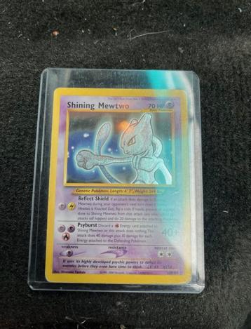 Shining Mewtwo beschikbaar voor biedingen