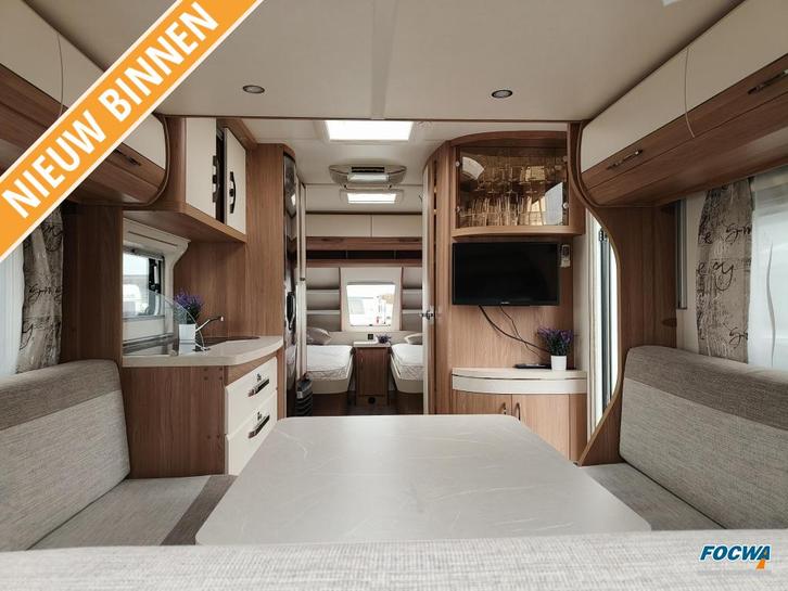 Hobby De Luxe 515 UHL Hefbed 2 Enkele Bedden Mo, Caravans en Kamperen, Caravans, Bedrijf, tot en met 6, 1250 - 1500 kg, Rondzit