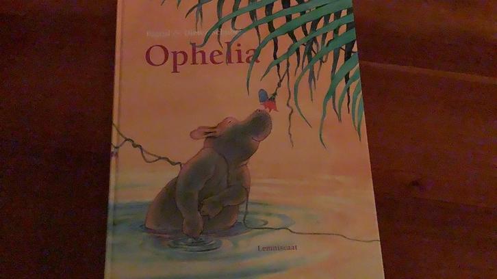 Ingrid Schubert - Ophelia, Boeken, Prentenboeken en Plaatjesalbums, Zo goed als nieuw, Ophalen of Verzenden