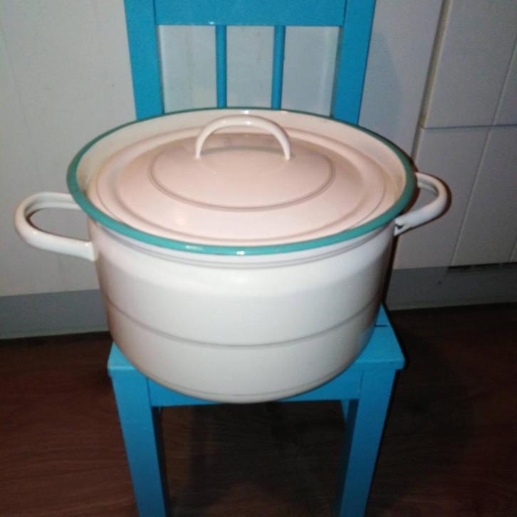 Antieke gebruikte emaille pan cremekleur met groene rand, Antiek en Kunst, Antiek | Emaille, Ophalen