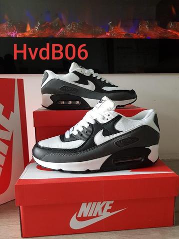 Nike air max Classics 90 beschikbaar voor biedingen
