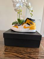 Jordan 1 Mid University Gold 40, Ophalen of Verzenden, Nieuw, Overige kleuren
