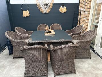 Mooie Wicker Tuinset - 8 Persoons beschikbaar voor biedingen