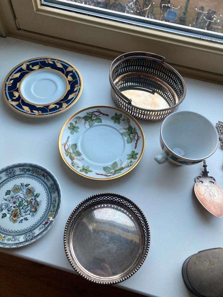 Antieke Schoteltjes en Kopjes Collectie, Antiek en Kunst, Antiek | Servies compleet, Ophalen