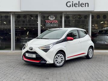Toyota Aygo 1.0 VVT-i Automaat 5D X-Play | Eerste eigenaar,  beschikbaar voor biedingen