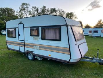 Nette Knaus Azur 500 - voortent - mover - 4 persoons - €3250 beschikbaar voor biedingen