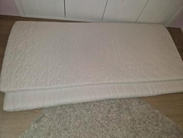 Top dek matras 90x200 1x koudschuim 1x traagschuim  beschikbaar voor biedingen