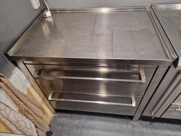 Bosch solitaire RVS ladenkast beschikbaar voor biedingen
