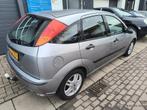 Ford Focus 1.6-16V Trend nieuwe APK en grote beurt, Auto's, Ford, 1596 cc, Gebruikt, Zwart, 49 €/maand