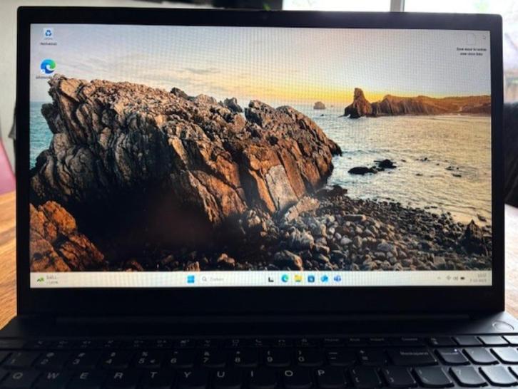 Lenovo ThinkPad E15 Gen2 11th Gen, Computers en Software, Windows Laptops, Zo goed als nieuw, 15 inch, SSD, 2 tot 3 Ghz, 8 GB