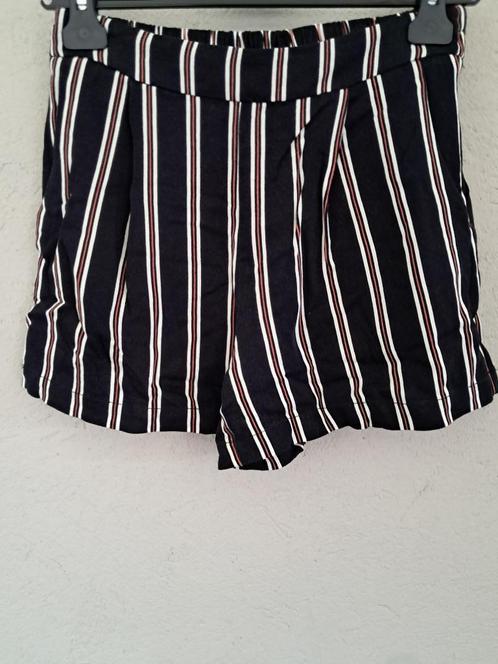 Zeer leuke korte broek, MSCH Copenhagen, XS, Kleding | Dames, Broeken en Pantalons, Zo goed als nieuw, Maat 34 (XS) of kleiner