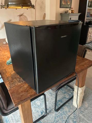 Salora Koelkast - Compact en Handig! beschikbaar voor biedingen