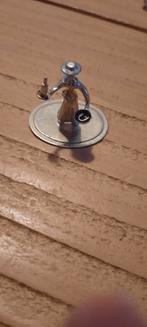 Antiek, 925 zilveren miniatuurtje. Vrouw met hoed., Ophalen of Verzenden, Zilver