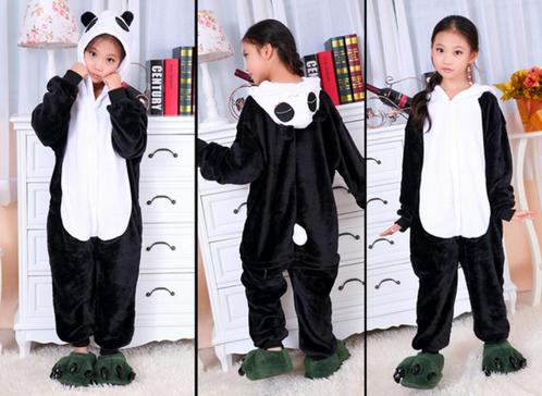Kung Fu Panda Onesie 146-152 Pak Kostuum Zwart Grijs, Kinderen en Baby's, Carnavalskleding en Verkleedspullen, Zo goed als nieuw