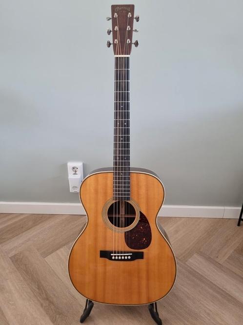 Martin OM-28 (reimagined), Muziek en Instrumenten, Snaarinstrumenten | Gitaren | Akoestisch, Zo goed als nieuw, Western- of Steelstringgitaar