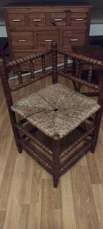 Houten Hoekstoel met Riet, Huis en Inrichting, Stoelen, Ophalen, Riet of Rotan, Gebruikt, Bruin