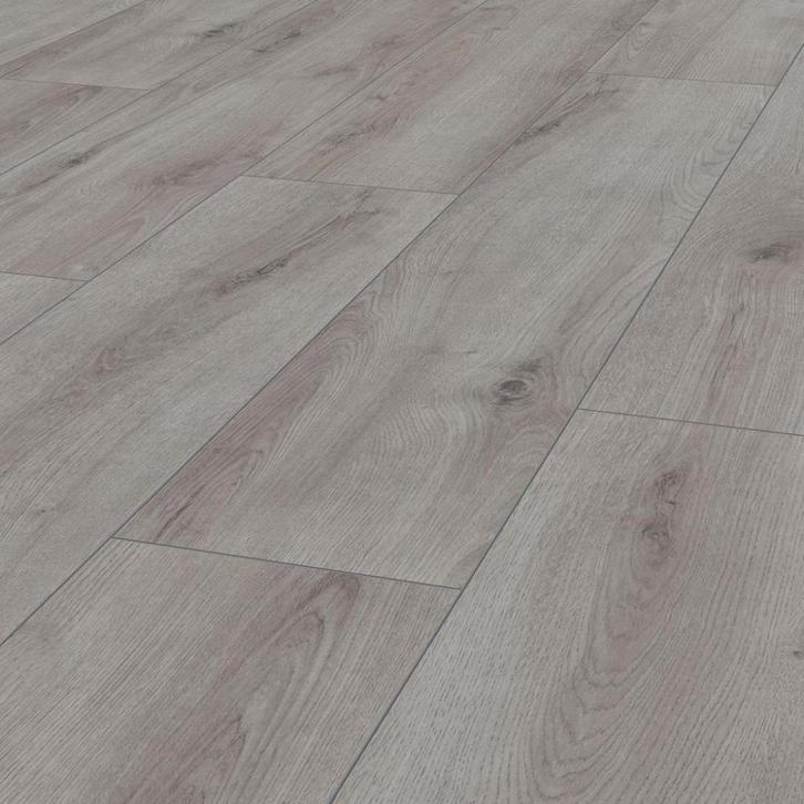 Laminaat Falco 3904 Sommer Eiche Hell Grau Extra Breed 8mm, Huis en Inrichting, Stoffering | Vloerbedekking, Nieuw, Laminaat, Wit