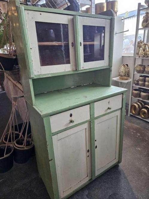 oude roemeense buffetkast ``WOONWINKEL RUSTIEK``, Huis en Inrichting, Kasten | Buffetkasten, Met lade(s), Met deur(en), Met plank(en)