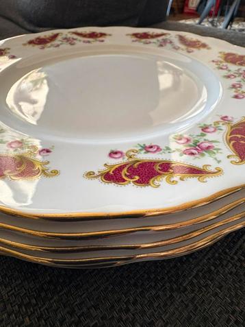 5 Borden van Bone China England, beschikbaar voor biedingen