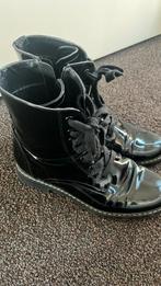 Laarsjes Graceland, Ophalen, Zo goed als nieuw, Schoenen