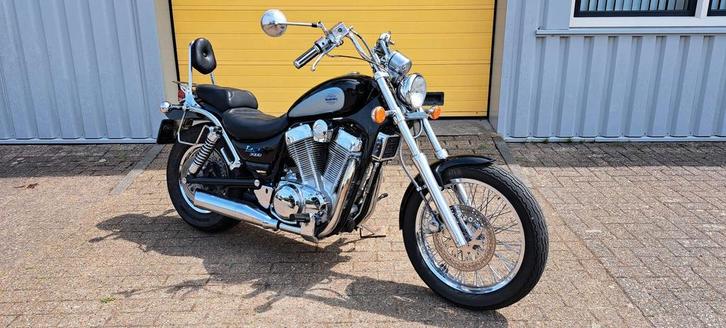 SUZUKI VS 1400 INTRUDER (bj 1993), Motoren, Motoren | Suzuki, Bedrijf, Chopper