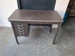 T.E.A.B Gispen metalen bureau diepte 51cm , Br 96cm, H 71cm, Ophalen, Zo goed als nieuw