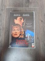 Shining Through (Michael Douglas), Vanaf 12 jaar, Ophalen of Verzenden, Zo goed als nieuw, Actiethriller