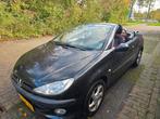 Peugeot 206 1.6 16V CC 2003 Zwart, Auto's, Peugeot, Voorwielaandrijving, 4 cilinders, Cabriolet, 4 stoelen
