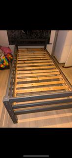 Houten bed frame, Huis en Inrichting, Slaapkamer | Bedden, Ophalen of Verzenden, 200 cm