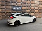 Ford FOCUS 2.0 ST schuifdak xenon navi camera clima uitlaatk, Gebruikt, 4 cilinders, 1337 kg, Wit