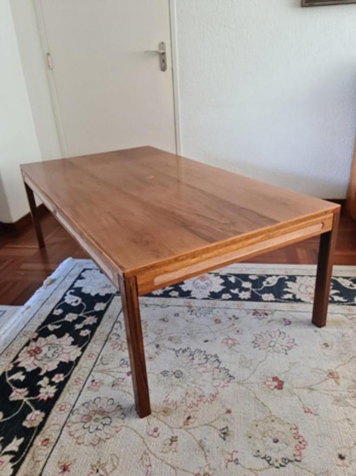Salontafel van Haug Snekkeri, Tomter, Bruksbo, Huis en Inrichting, Tafels | Salontafels, Gebruikt, Minder dan 50 cm, 50 tot 100 cm