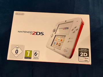 Zeer mooie Nintendo 2DS en 2 spellen beschikbaar voor biedingen