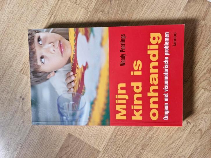W. Peerlings - Mijn kind is onhandig, Boeken, Wetenschap, Zo goed als nieuw, Sociale wetenschap, Ophalen of Verzenden