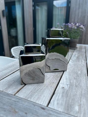 EICHHOLTZ SUPPERCLUB S + M VASE beschikbaar voor biedingen