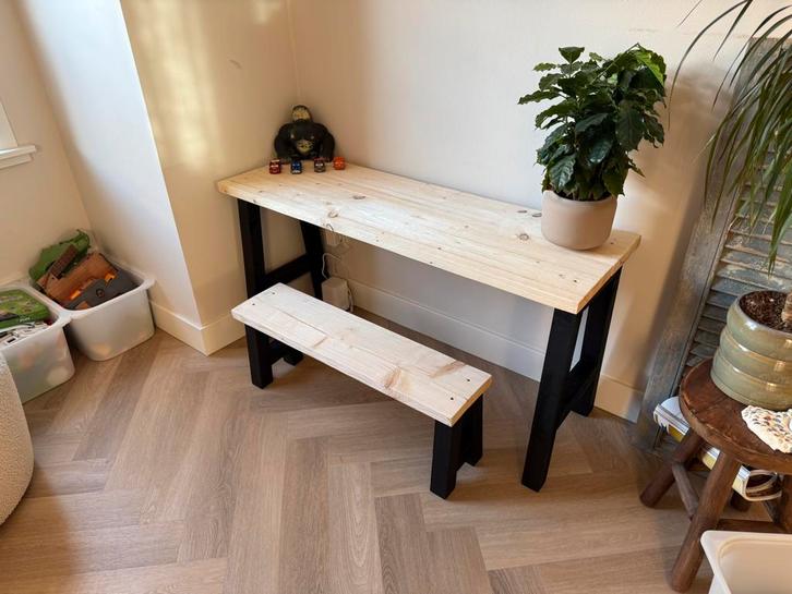 Nieuwe speeltafel van hout en houten A-poten. 120x60x40, Kinderen en Baby's, Speelgoed | Speeltafels, Nieuw, Ophalen