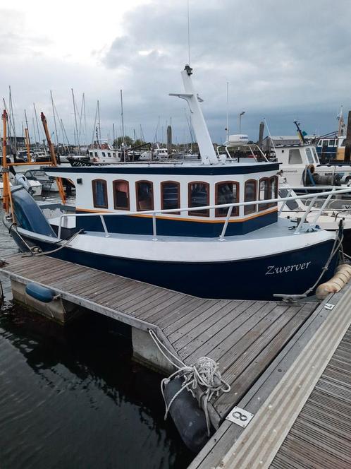 Visboot sloep 8 meter polyester, 6cylinder VM., Watersport en Boten, Motorboten en Motorjachten, Gebruikt, Polyester, Tot 6 meter