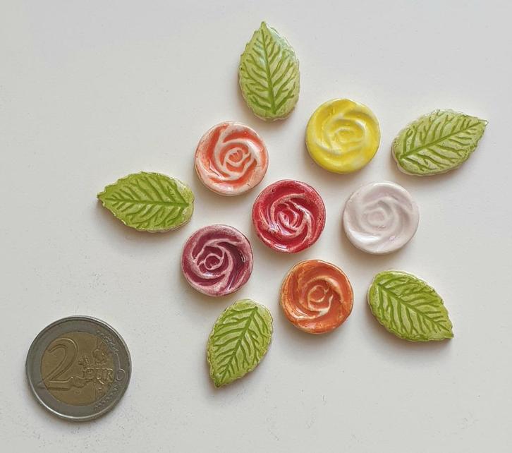Mozaïek steentjes handgemaakte keramiek bloemetjes, J1, Hobby en Vrije tijd, Knutselen, Nieuw, Materiaal, Ophalen of Verzenden