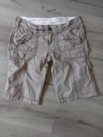 Esprit  korte broek 38, Ophalen of Verzenden, Zo goed als nieuw, Maat 38/40 (M), Kort