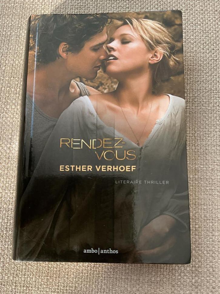 Rendez-Vous - Esther Verhoef (Literaire Thriller), Boeken, Thrillers, Gelezen, Nederland, Ophalen of Verzenden